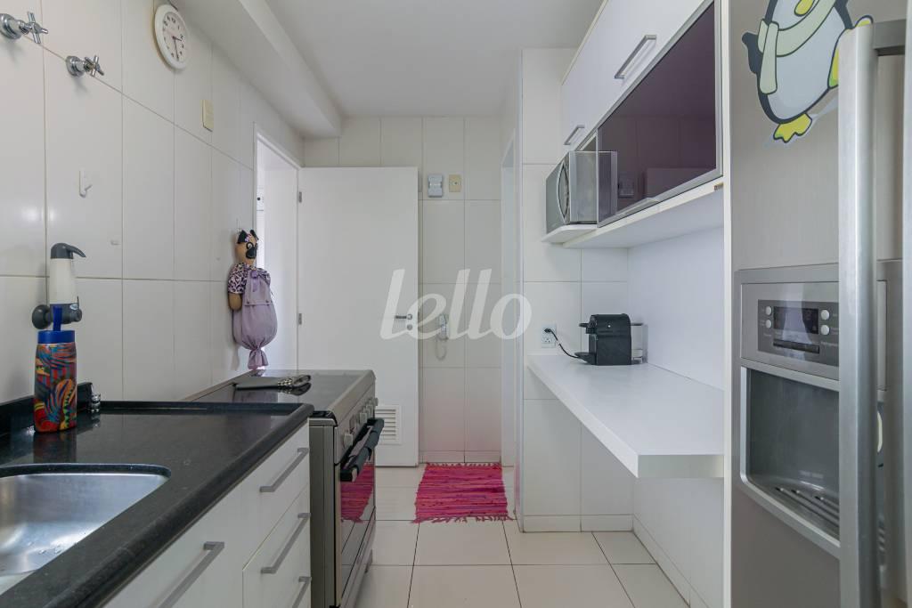 COZINHA de Apartamento para alugar, Padrão com 149 m², 3 quartos e 2 vagas em Vila Leopoldina - São Paulo