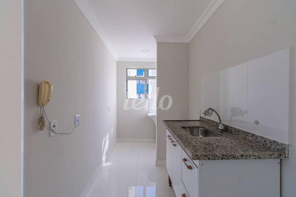 COZINHA de Apartamento para alugar, Padrão com 50 m², 2 quartos e 1 vaga em Vila Ema - São Paulo