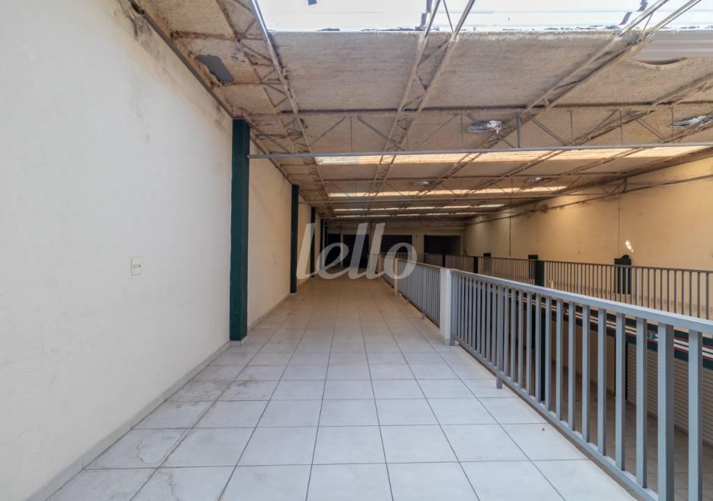 SALA de Galpão/Armazém para alugar, Padrão com 597 m², e 4 vagas em Vila da Saúde - São Paulo