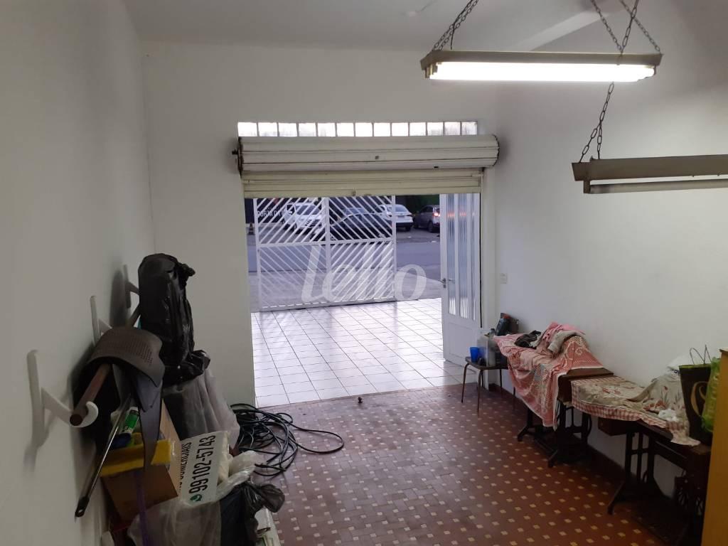 SALÃO de Casa para alugar, sobrado com 155 m², 3 quartos e 2 vagas em Vila Regente Feijó - São Paulo