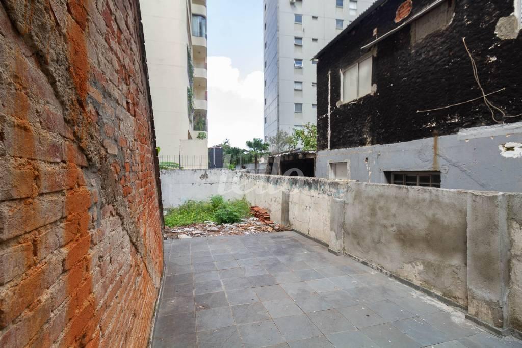 QUINTAL DOS FUNDOS de Casa para alugar, sobrado com 178 m², e em Vila Mariana - São Paulo