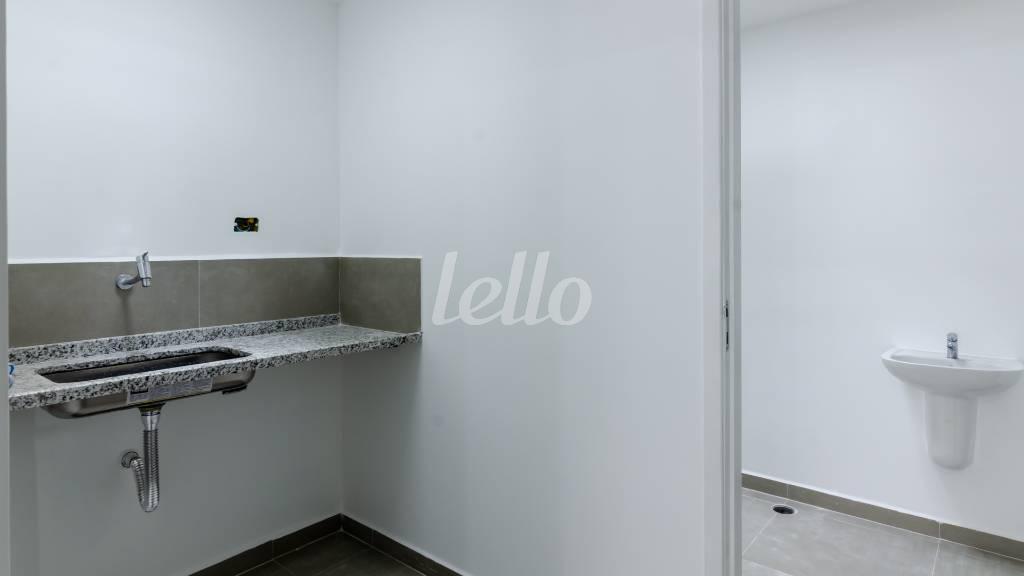 01LOJA-1O-ANDAR_009 de Loja para alugar, Padrão com 166 m², e 4 vagas em Campo Belo - São Paulo