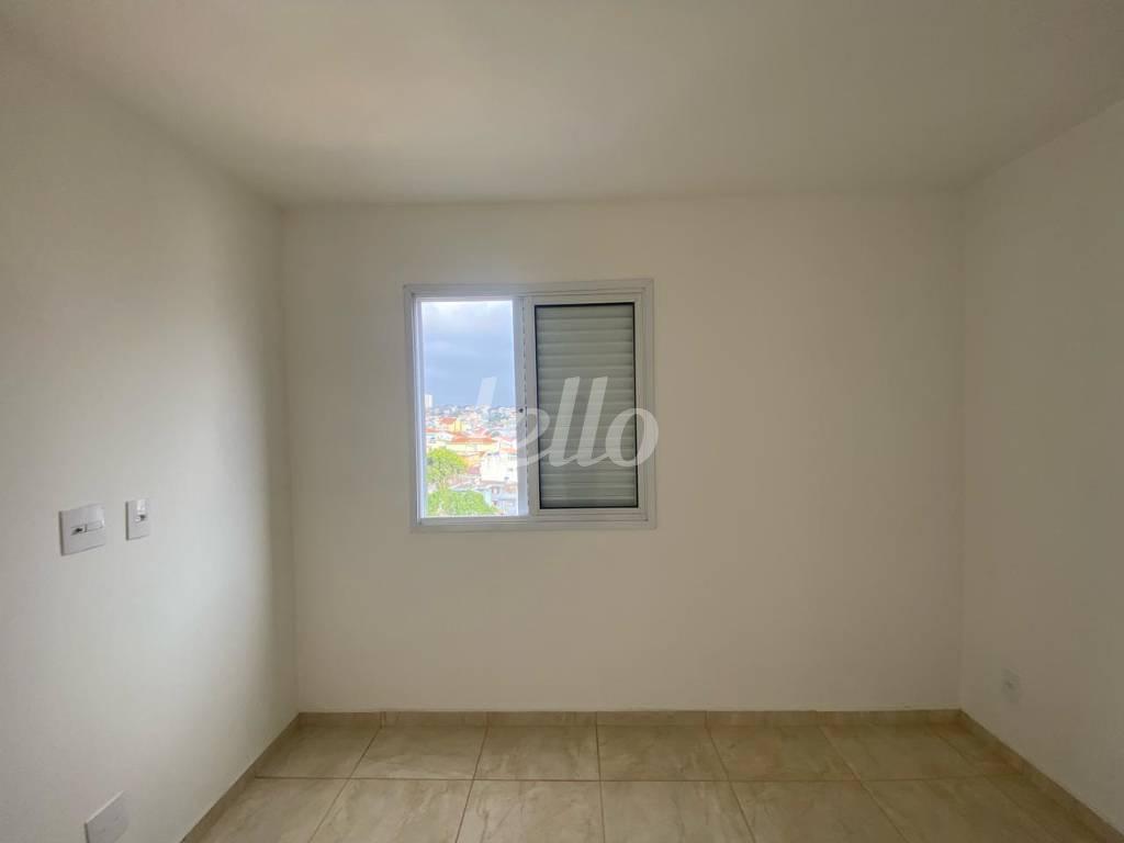 DORMITÓRIO de Apartamento para alugar, Padrão com 50 m², 1 quarto e 1 vaga em Vila Alto de Santo André - Santo André