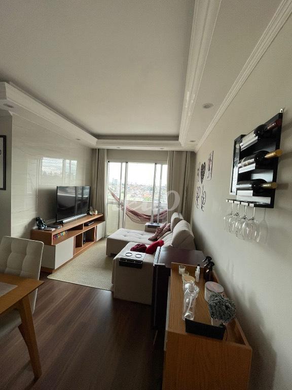 SALA de Apartamento à venda, Padrão com 50 m², 2 quartos e 1 vaga em Vila Ema - São Paulo