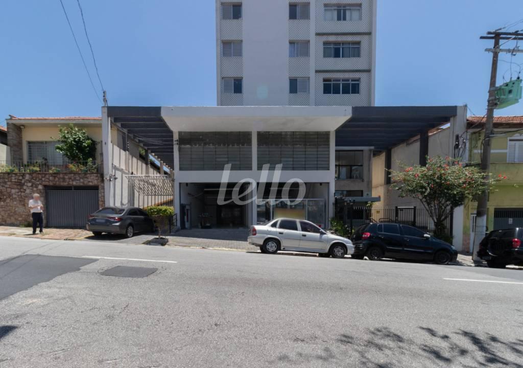FACHADA de Loja para alugar, Padrão com 320 m², e em Ipiranga - São Paulo