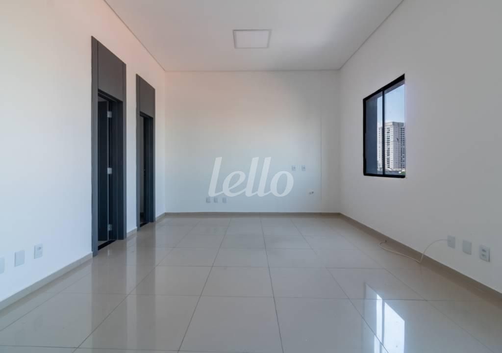 SOBRELOJA de Sobreloja para alugar, Padrão com 28 m², e em Vila Mascote - São Paulo