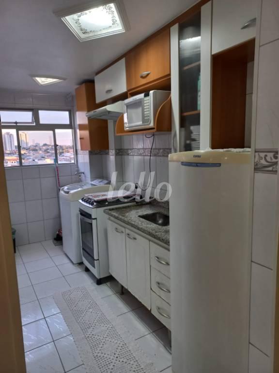 COZINHA E ÁREA DE SERVIÇO de Apartamento à venda, Padrão com 50 m², 2 quartos e 1 vaga em Vila Ema - São Paulo