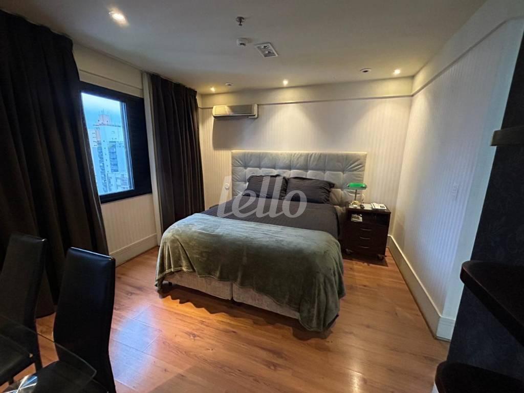 FLAT de Apartamento para alugar, Flat com 30 m², 1 quarto e 1 vaga em Indianópolis - São Paulo