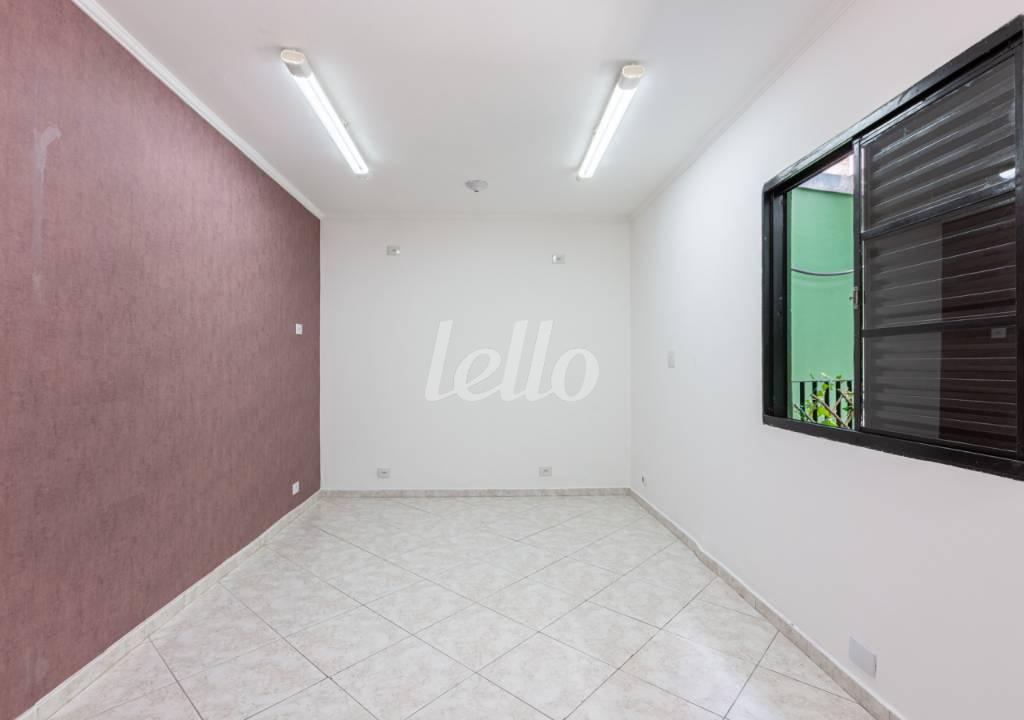 SALA de Casa para alugar, sobrado com 220 m², e em Santo Amaro - São Paulo