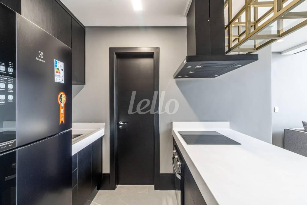 COZINHA de Apartamento para alugar, Padrão com 110 m², 2 quartos e 2 vagas em Cerqueira César - São Paulo