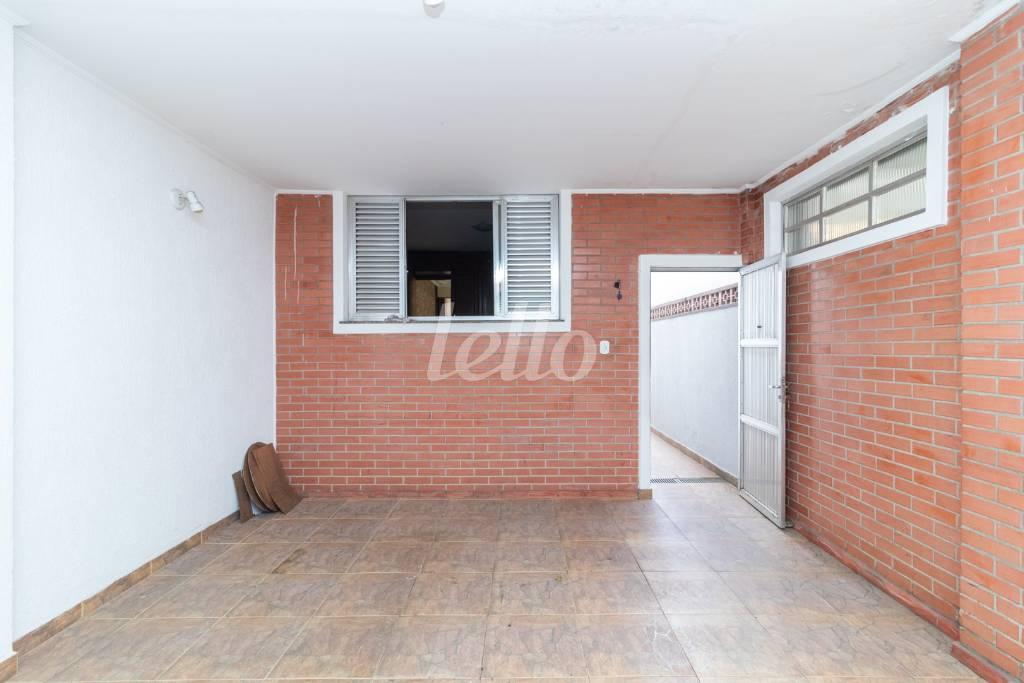 GARAGEM de Casa à venda, térrea com 240 m², 5 quartos e 2 vagas em Alto da Moóca - São Paulo