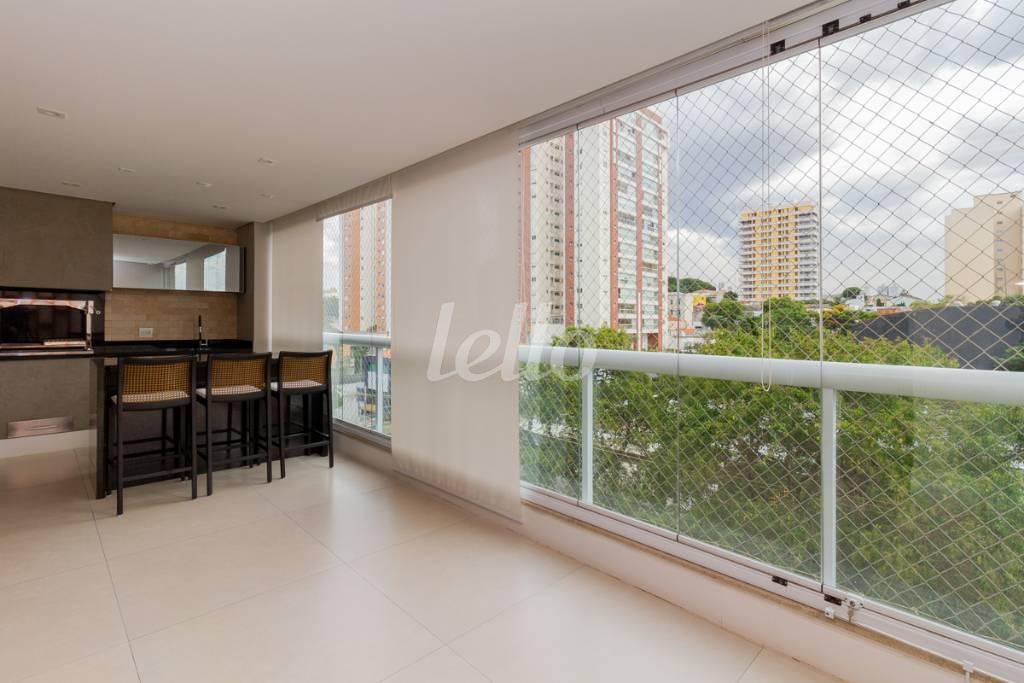 VARANDA de Apartamento à venda, Padrão com 129 m², 3 quartos e 3 vagas em Vila Romana - São Paulo