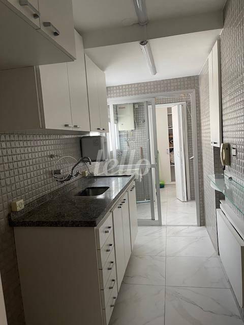 COZINHA de Apartamento à venda, Padrão com 64 m², 2 quartos e 1 vaga em Indianópolis - São Paulo