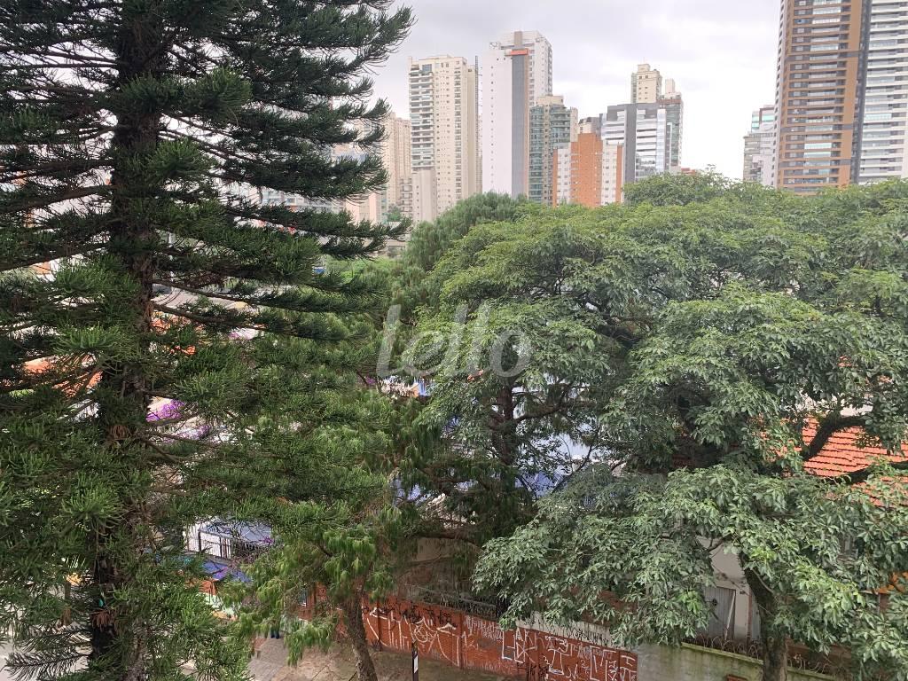 VISTA de Apartamento à venda, Padrão com 134 m², 4 quartos e 2 vagas em Campo Belo - São Paulo