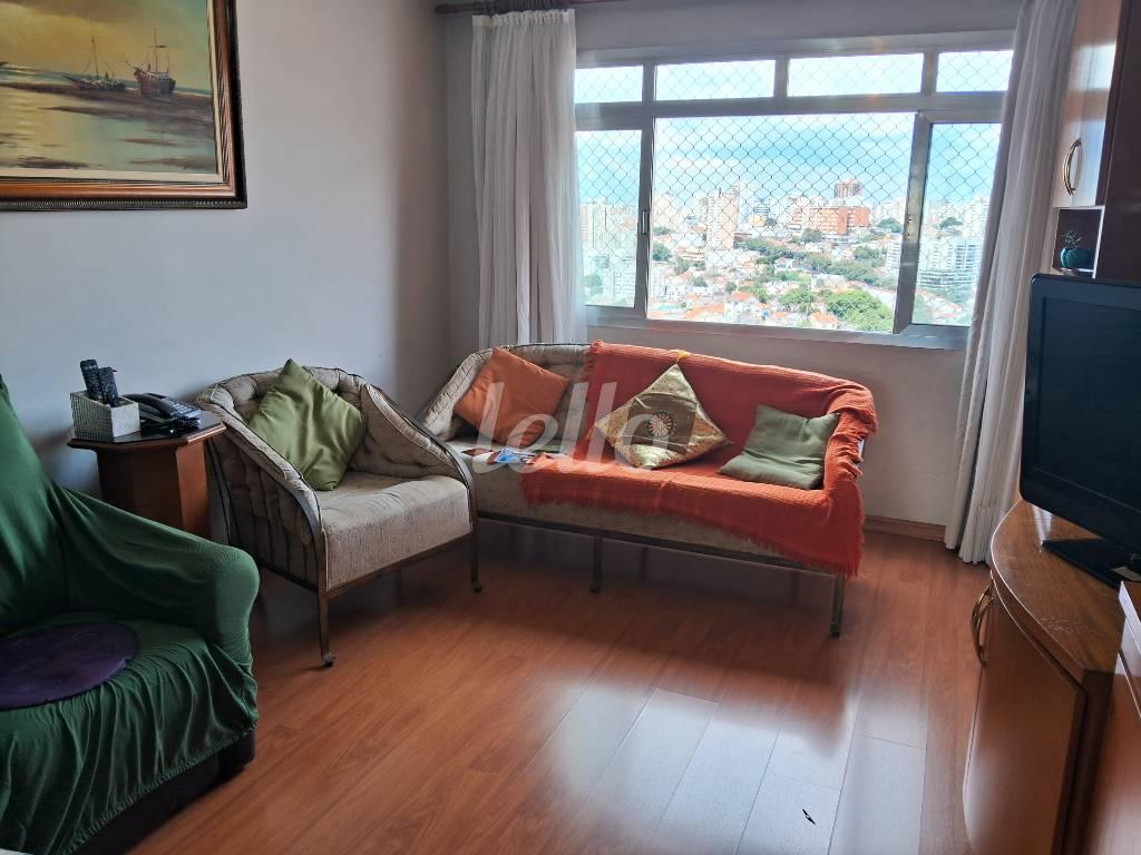 SALA de Apartamento à venda, Padrão com 83 m², 2 quartos e 1 vaga em Vila Romana - São Paulo