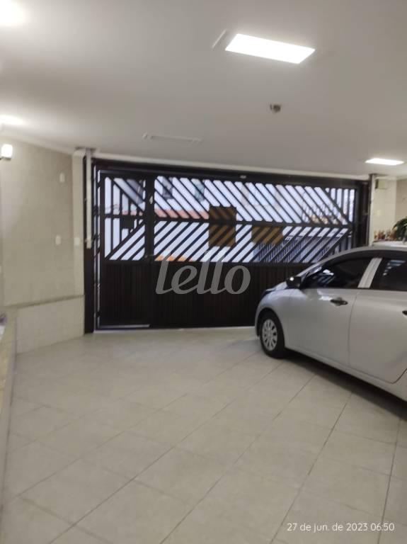 GARAGEM de Casa à venda, sobrado com 182 m², 2 quartos e 2 vagas em Vila Mazzei - São Paulo