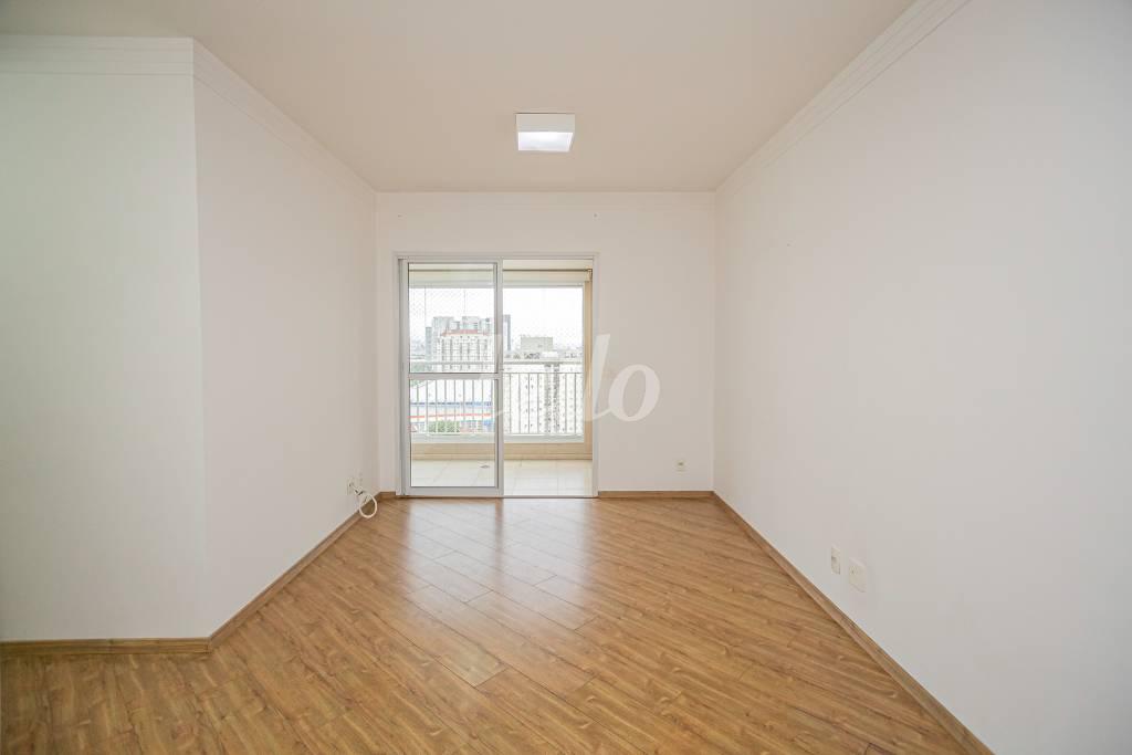 SALA de Apartamento para alugar, Padrão com 76 m², 3 quartos e 2 vagas em Vila Pompeia - São Paulo