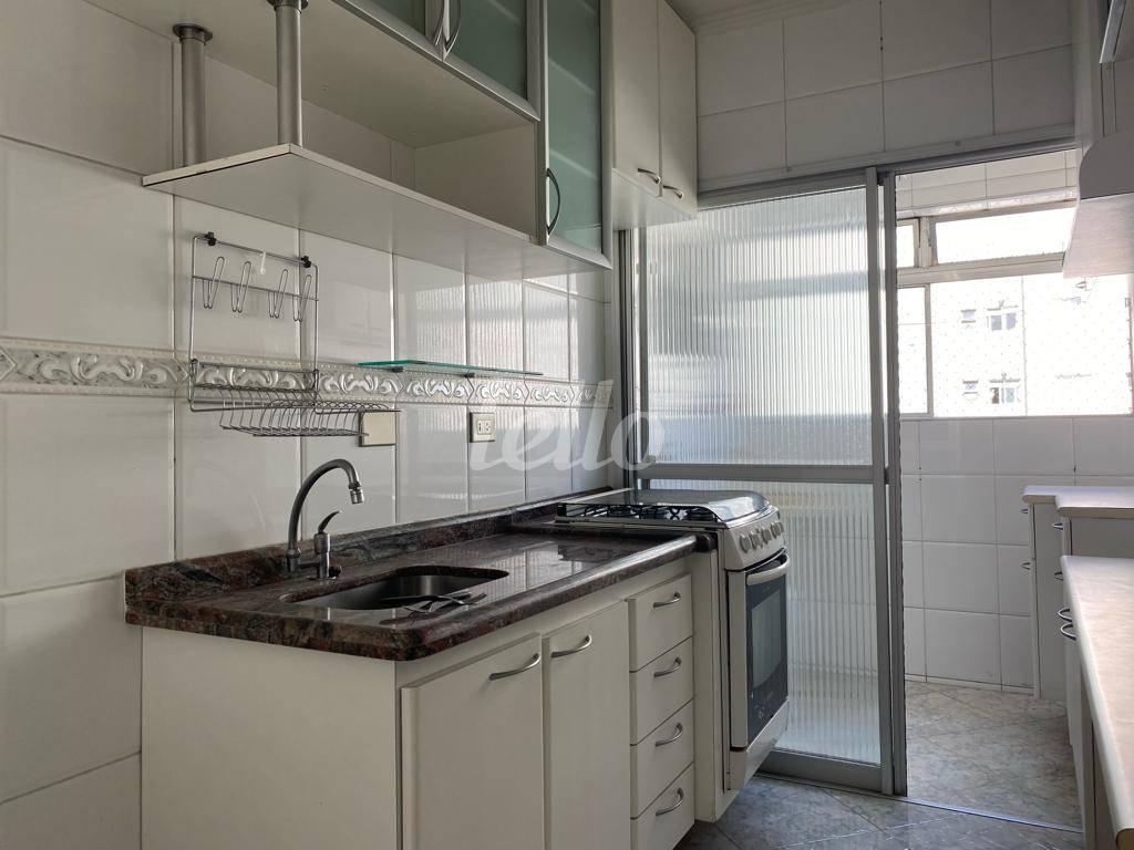 COZINHA de Apartamento à venda, Padrão com 65 m², 3 quartos e 2 vagas em Vila Gomes Cardim - São Paulo