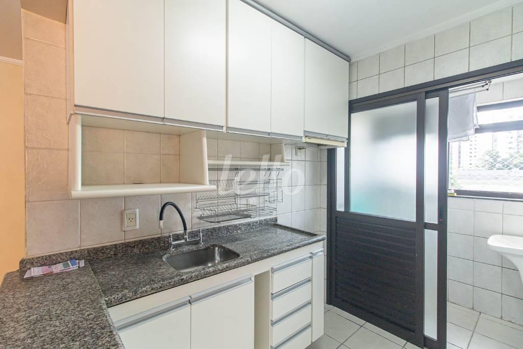 COZINHA de Apartamento para alugar, Padrão com 55 m², 2 quartos e 2 vagas em Indianópolis - São Paulo