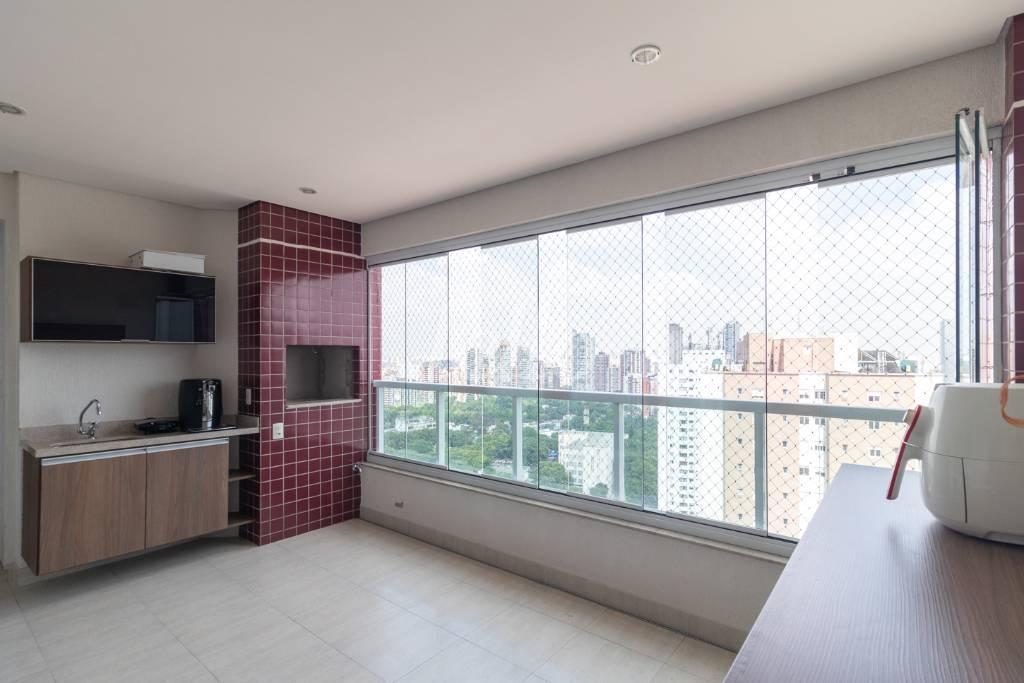 VARANDA de Apartamento à venda, Padrão com 134 m², 3 quartos e 3 vagas em Vila Carrão - São Paulo