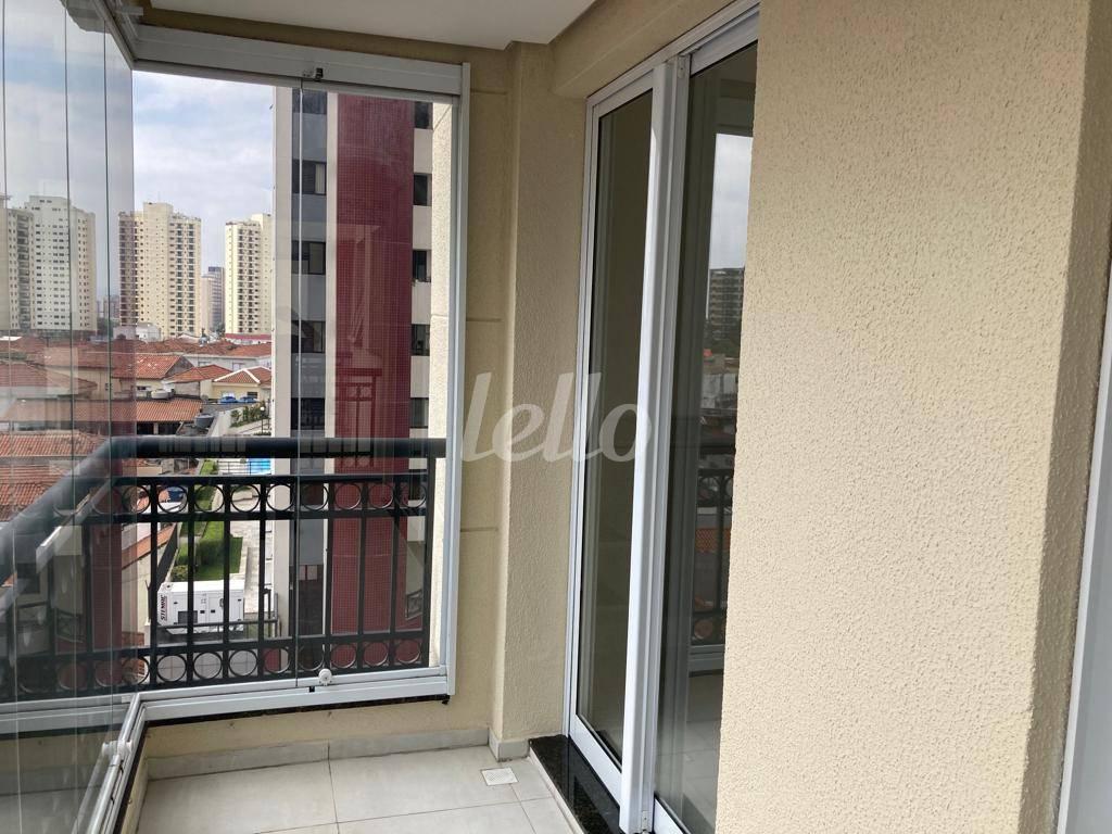 SACADA de Apartamento para alugar, Padrão com 41 m², 1 quarto e 1 vaga em Vila Regente Feijó - São Paulo