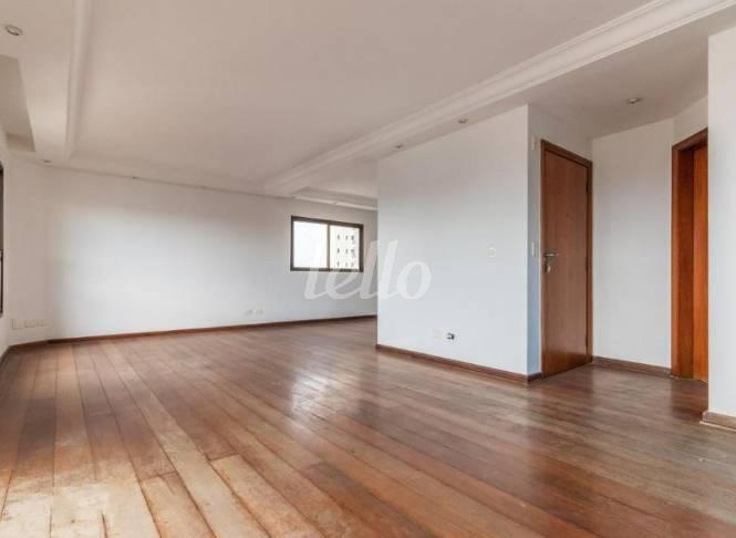 SALA de Apartamento para alugar, Duplex com 343 m², 4 quartos e 4 vagas em Sumaré - São Paulo