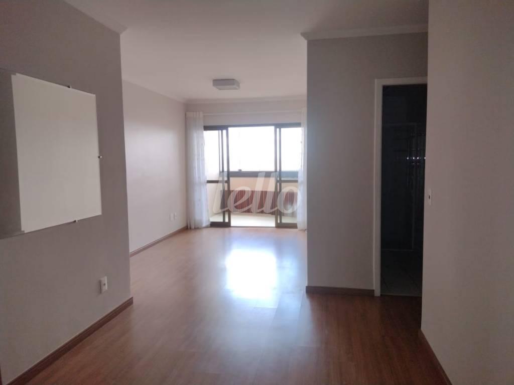 SALA de Apartamento à venda, Padrão com 81 m², 2 quartos e 2 vagas em Cambuci - São Paulo