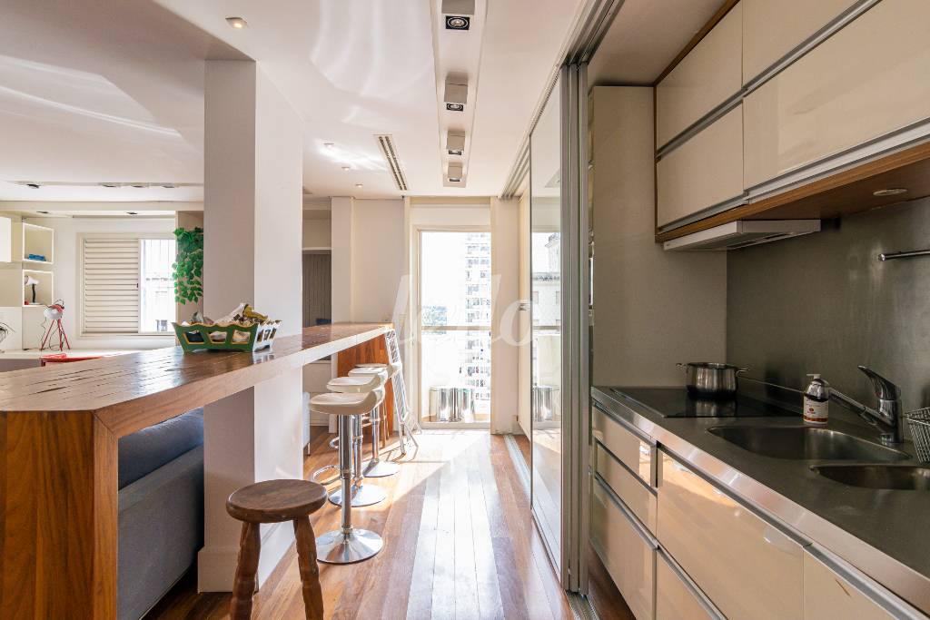 COZINHA de Apartamento para alugar, Duplex com 115 m², 1 quarto e 2 vagas em Sumarezinho - São Paulo