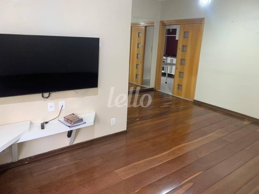 SALA de Apartamento à venda, Padrão com 71 m², 3 quartos e 2 vagas em Vila Gertrudes - São Paulo