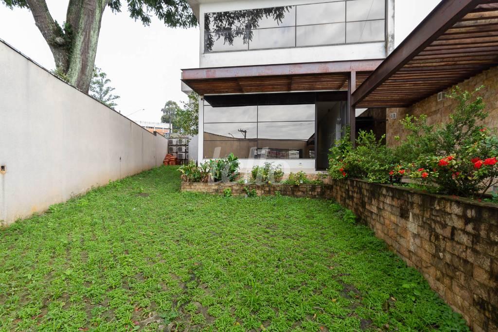 GARAGEM de Prédio Comercial para alugar, Monousuário com 320 m², e 10 vagas em Vila Liviero - São Paulo