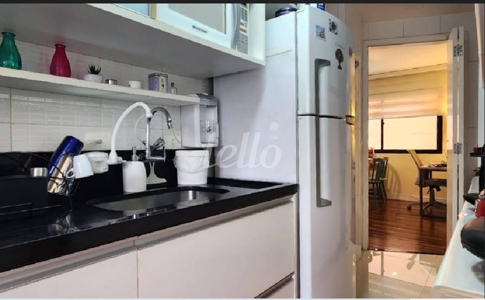 COZINHA de Apartamento à venda, Padrão com 60 m², 2 quartos e 1 vaga em Indianópolis - São Paulo