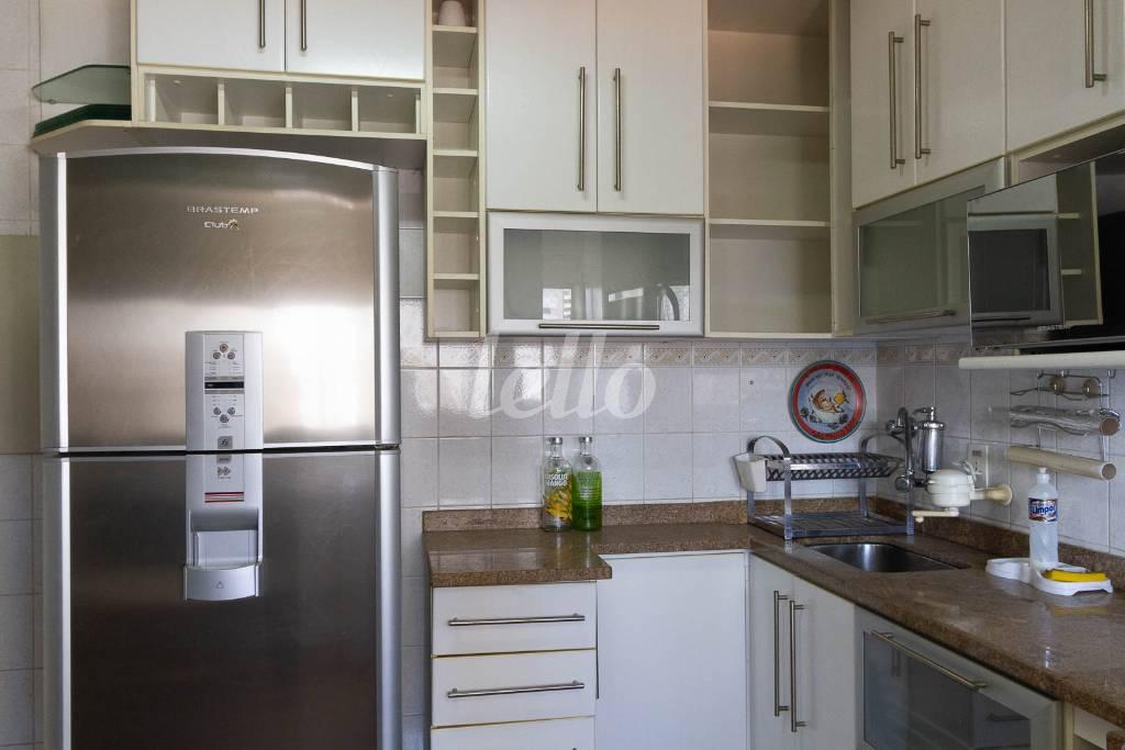 COZINHA de Apartamento à venda, Padrão com 82 m², 2 quartos e 2 vagas em Vila Pompeia - São Paulo