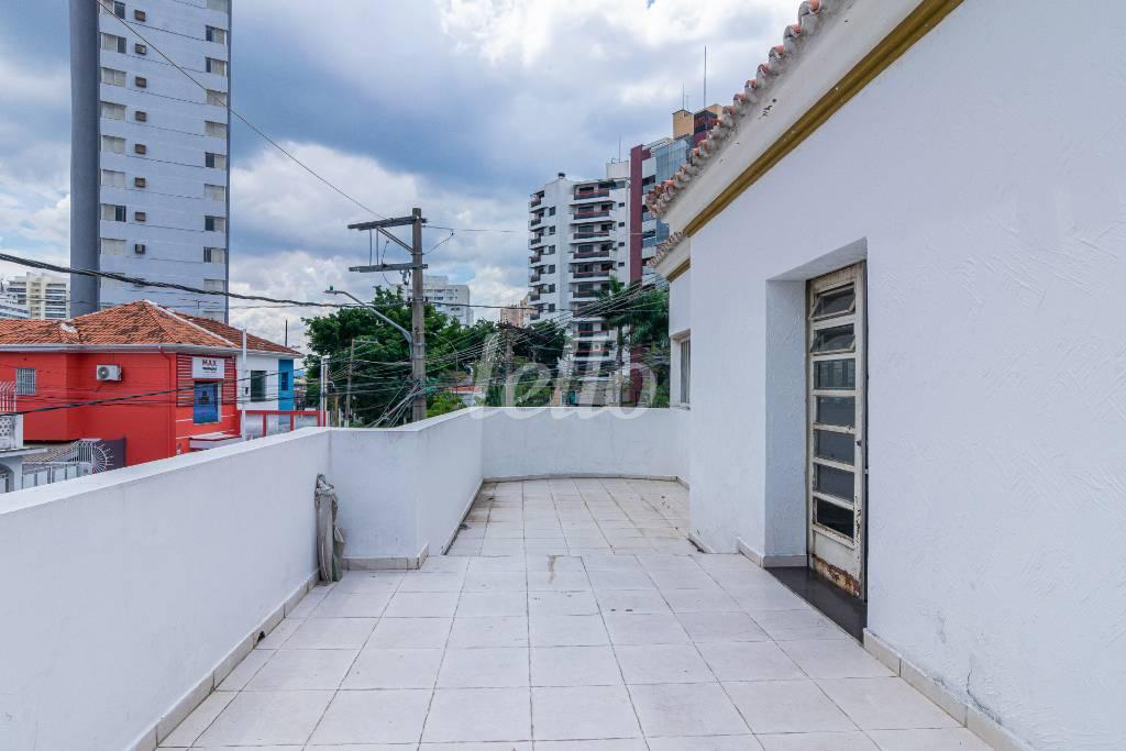 VARANDA de Casa para alugar, sobrado com 212 m², e 5 vagas em Mooca - São Paulo