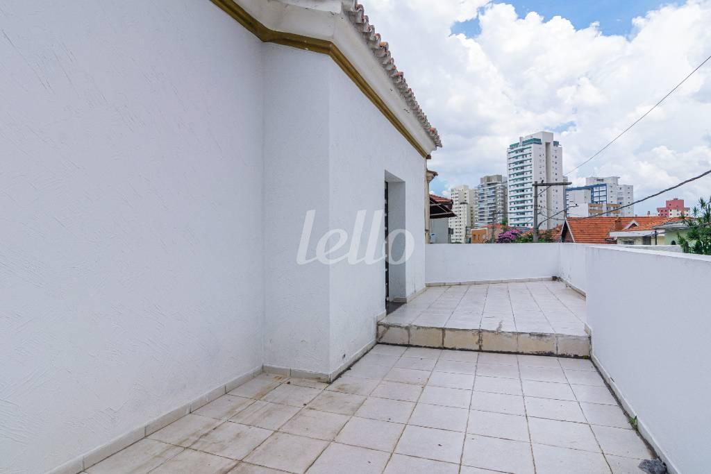 VARANDA de Casa para alugar, sobrado com 212 m², e 5 vagas em Mooca - São Paulo