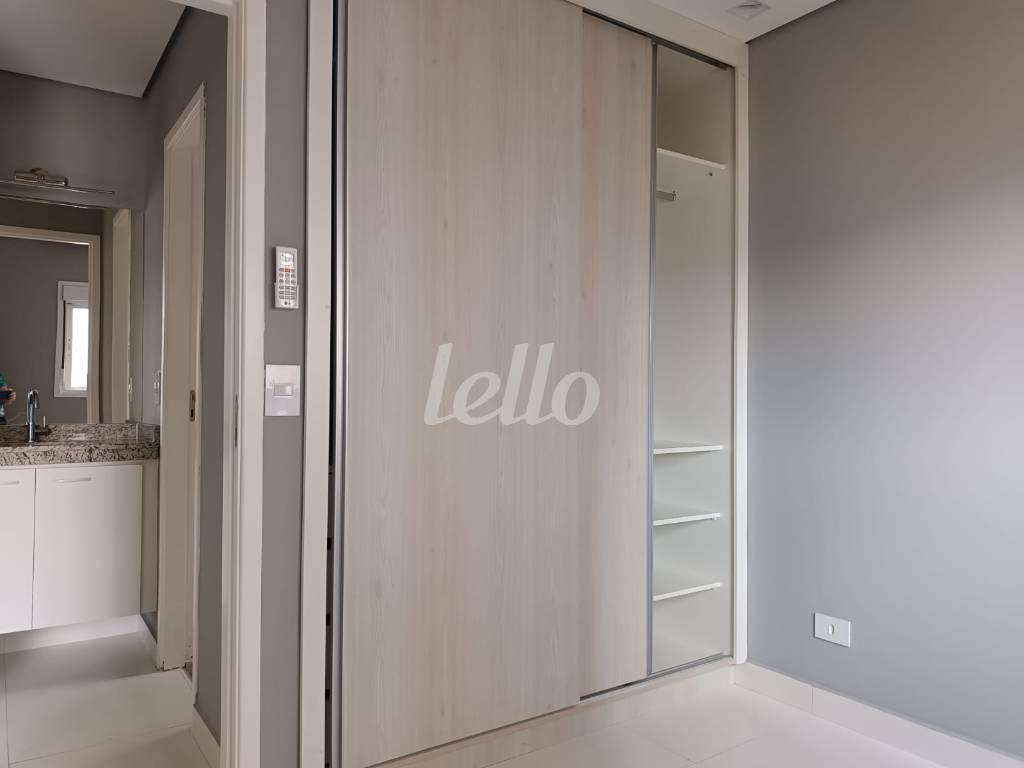 DORMITÓRIO de Apartamento à venda, Padrão com 35 m², 1 quarto e 1 vaga em Vila Regente Feijó - São Paulo