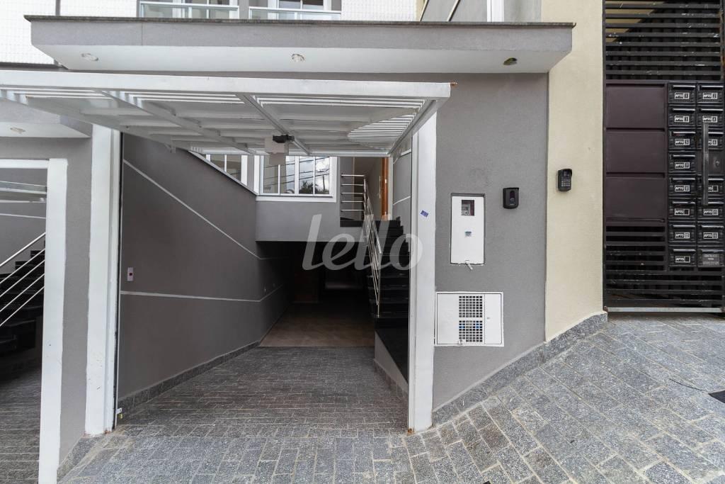 GARAGEM de Casa à venda, sobrado com 145 m², 3 quartos e 3 vagas em Jardim São Paulo - São Paulo