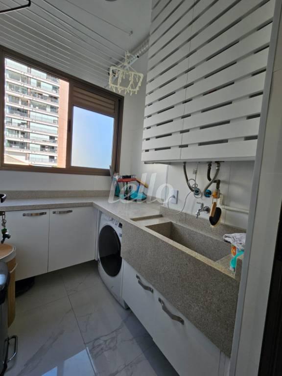 FOTO de Apartamento à venda, Padrão com 108 m², 3 quartos e 2 vagas em Santa Teresinha - São Paulo