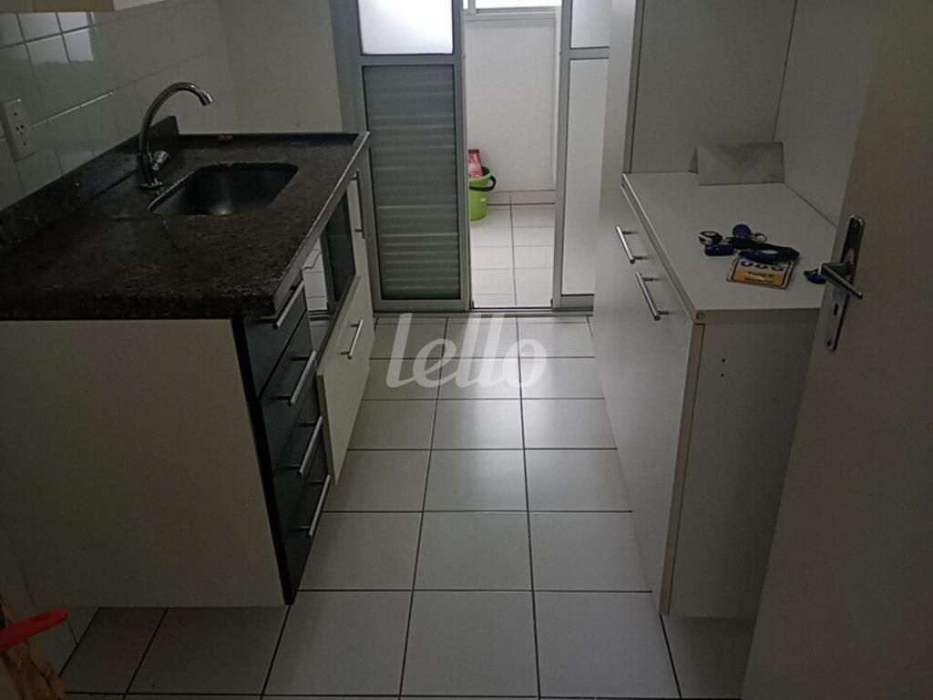 COZINH de Apartamento para alugar, Padrão com 49 m², 2 quartos e 1 vaga em Vila Moreira - São Paulo