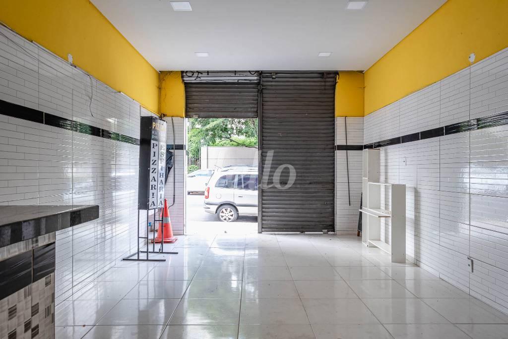 01SALA_007 de Salão para alugar, Padrão com 100 m², e em Belenzinho - São Paulo