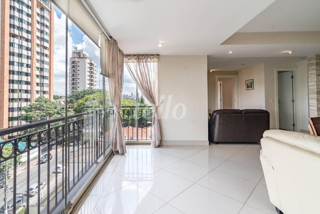 VARANDA de Apartamento à venda, Padrão com 142 m², 3 quartos e 3 vagas em Planalto Paulista - São Paulo