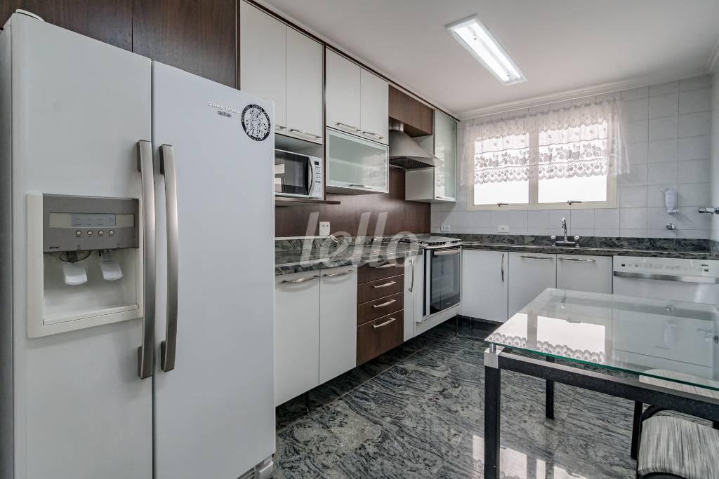 COZINHA de Apartamento à venda, Padrão com 142 m², 3 quartos e 3 vagas em Planalto Paulista - São Paulo