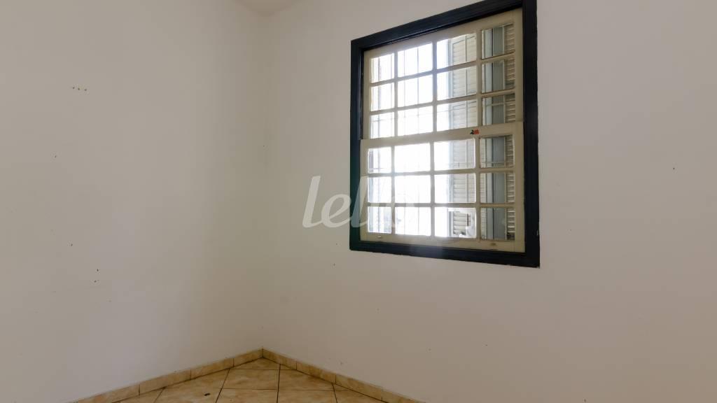 DORMITÓRIO 1 de Casa para alugar, térrea com 110 m², 2 quartos e 2 vagas em Indianópolis - São Paulo