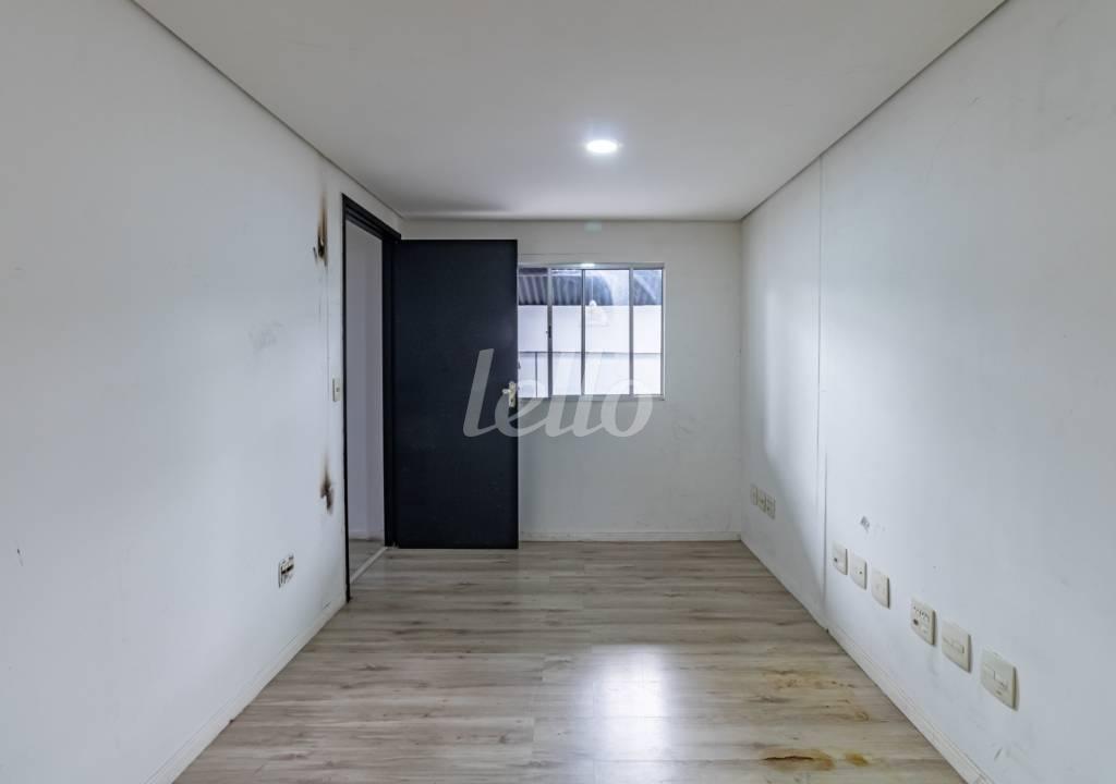 SALA de Casa para alugar, sobrado com 594 m², e em Lapa - São Paulo