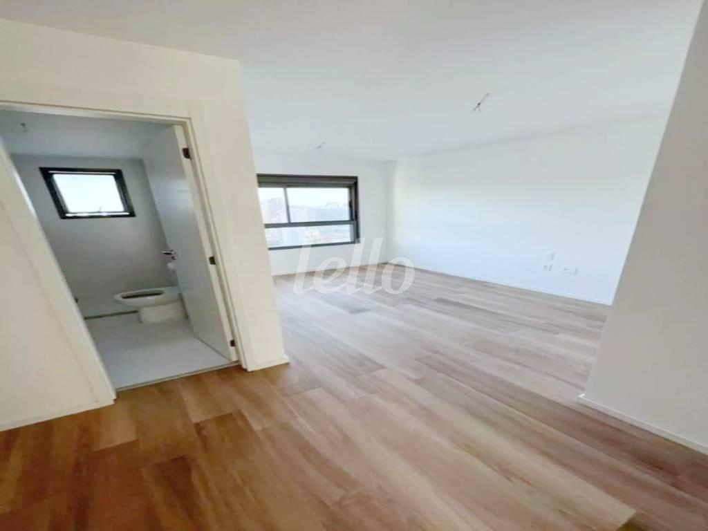 SUITE de Apartamento à venda, Padrão com 143 m², 3 quartos e 2 vagas em Campo Belo - São Paulo