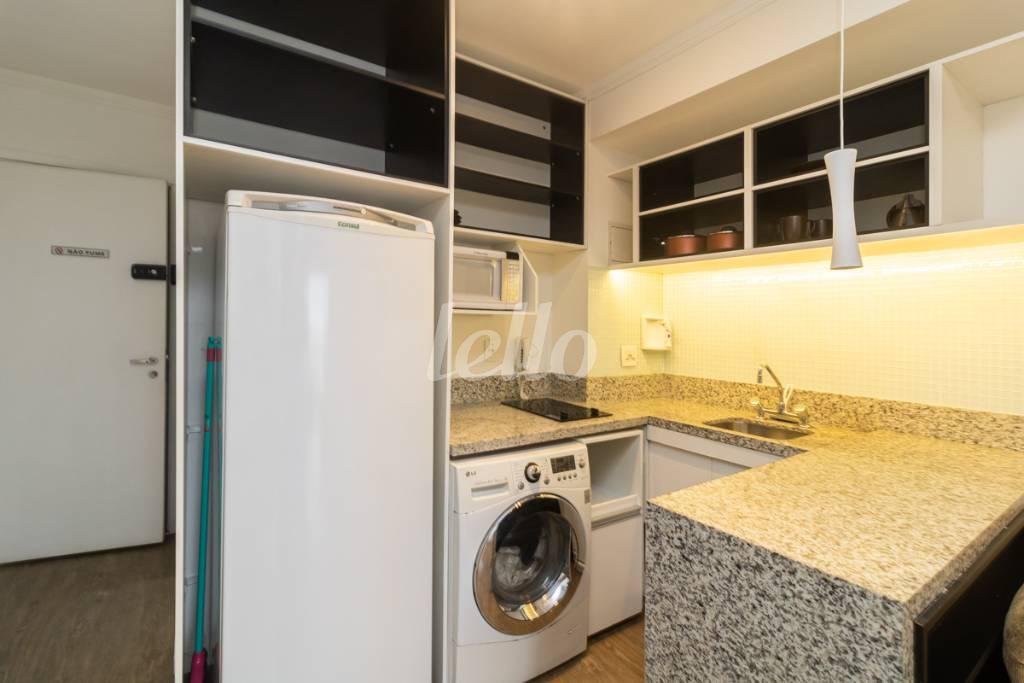 12 COZINHA de Apartamento à venda, Studio com 35 m², 1 quarto e 1 vaga em Vila Gomes Cardim - São Paulo
