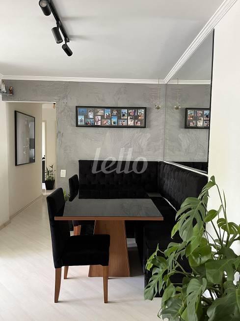 LIVING de Apartamento à venda, Padrão com 83 m², 3 quartos e 1 vaga em Campo Belo - São Paulo