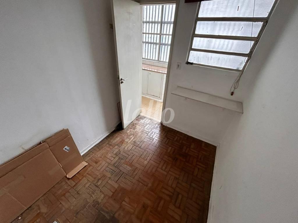 DORMITÓRIO DE SERVIÇO de Apartamento à venda, Padrão com 87 m², 2 quartos e 1 vaga em Jardim América - São Paulo