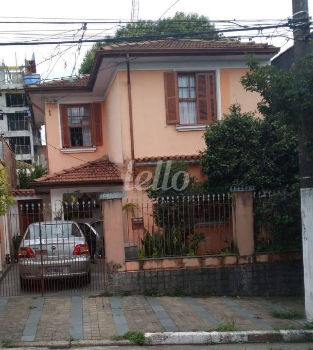FACHADA de Casa à venda, sobrado com 200 m², 2 quartos e 1 vaga em Ipiranga - São Paulo
