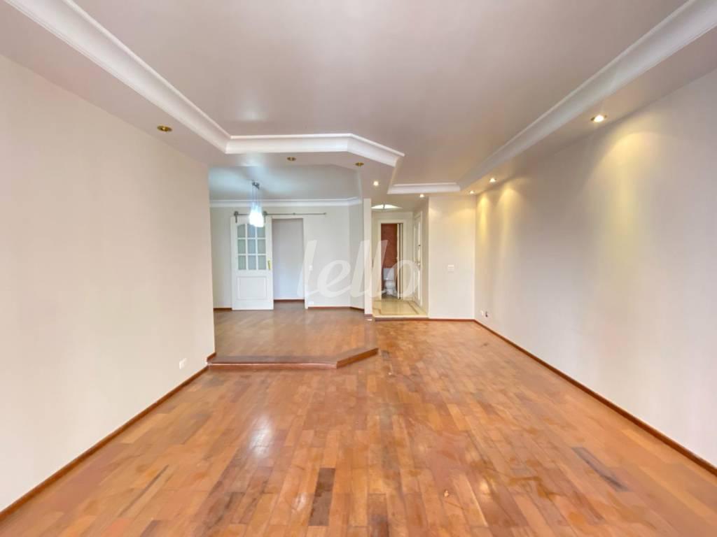 SALA de Apartamento à venda, Padrão com 165 m², 4 quartos e 3 vagas em Vila Carrão - São Paulo