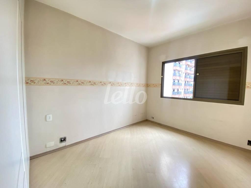 DORMITÓRIO de Apartamento à venda, Padrão com 165 m², 4 quartos e 3 vagas em Vila Carrão - São Paulo